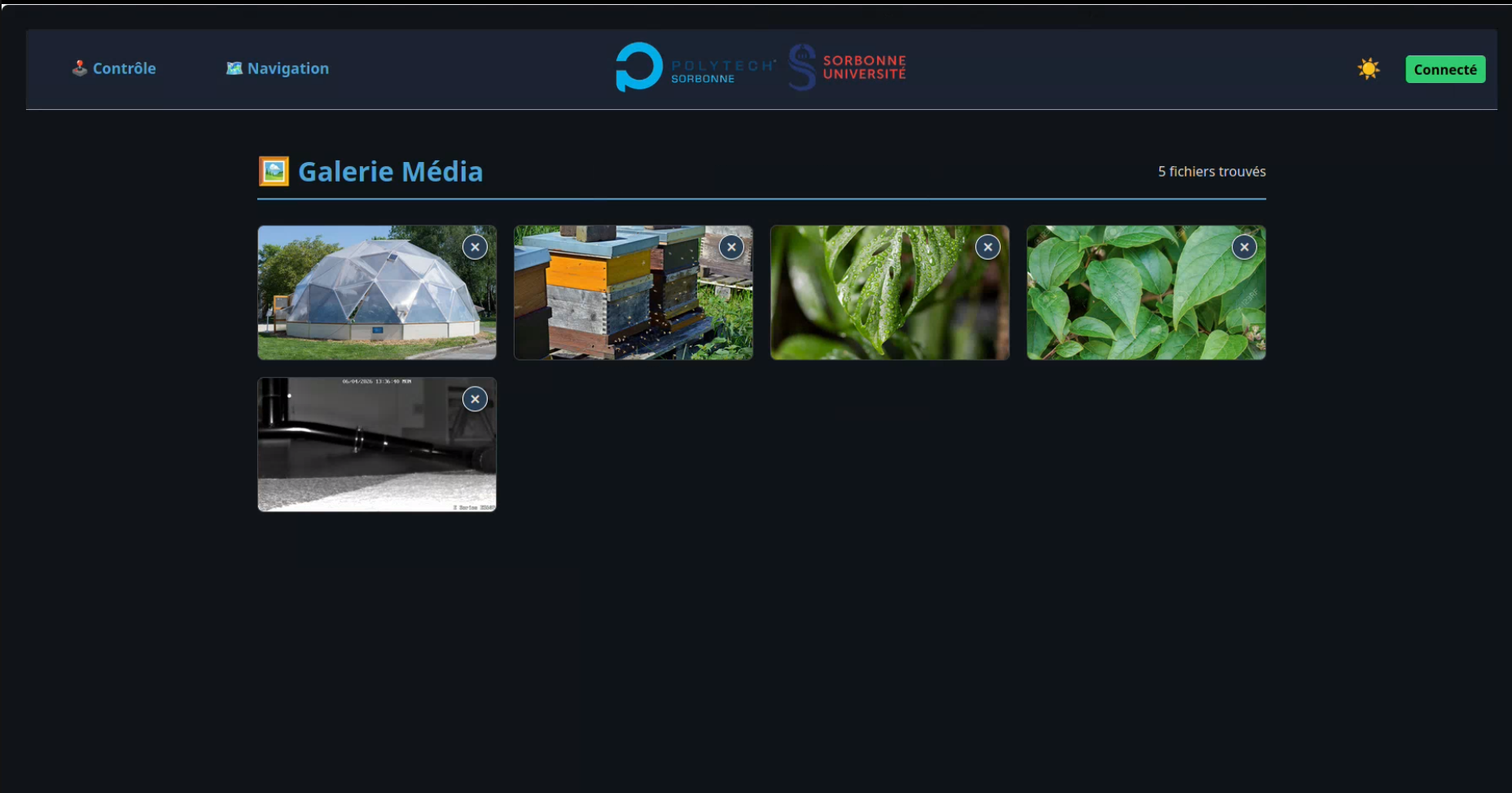 Page galerie — synchronisation automatique des photos et vidéos du robot